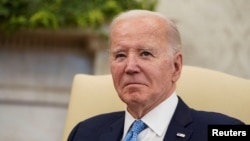 Başkan Joe Biden, Gazze'de yardım kamyonlarına ulaşmaya çalışan onlarca Filistinli'nin hayatını kaybetmesinden bir gün sonra, ABD ordusunun bölgeye havadan gıda ve yardım malzemeleri atacağını açıkladı.