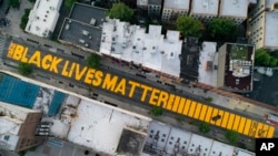 Dòng chữ Black Lives Matter trên một con phố của thủ đô Washington D.C.